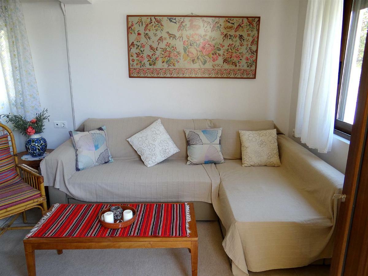 Apartment By The Sea Kato Daratso Exterior foto