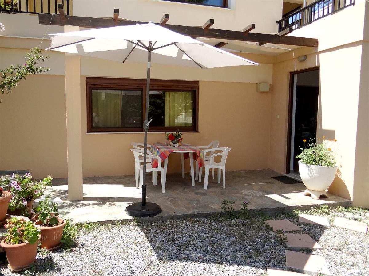 Apartment By The Sea Kato Daratso Exterior foto